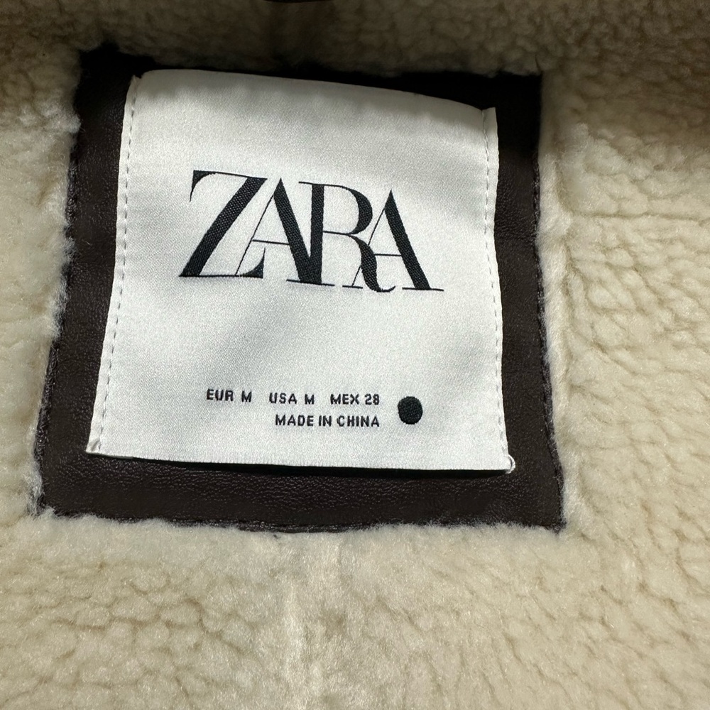 Zara Cream and Brown Shearling Vest - Picture 6 of 8